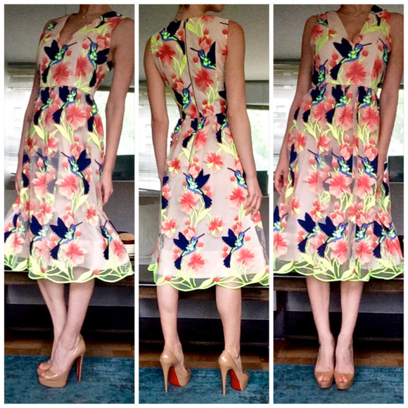 SOLD ON AKZNYC - Picture 2 of 8